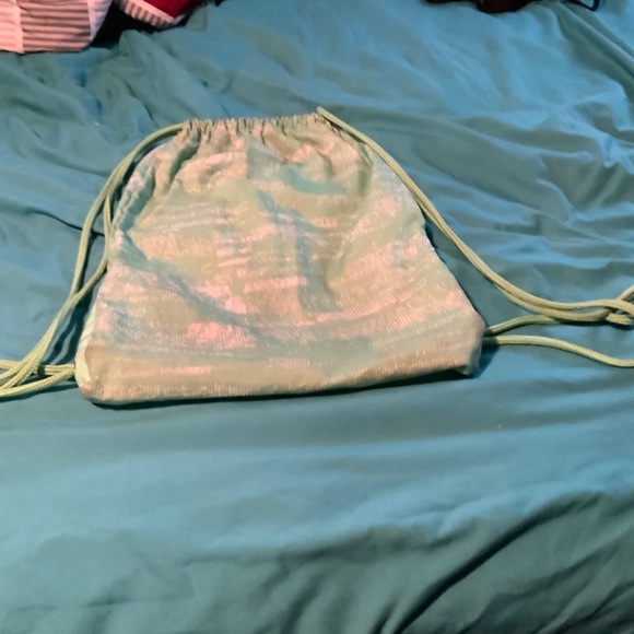 A Nike bag - Picture 2 of 2